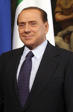 Berlusconi tritt zurück